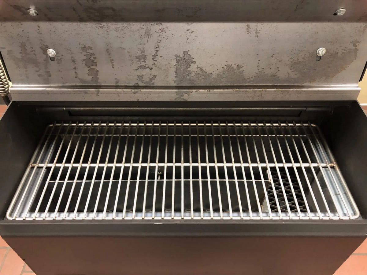 American Barbecue Systems Pit-Boss with Flat Racks