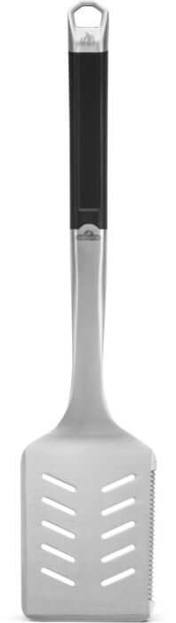Premium stainless steel grill spatula with a beveled edge for versatile grilling.