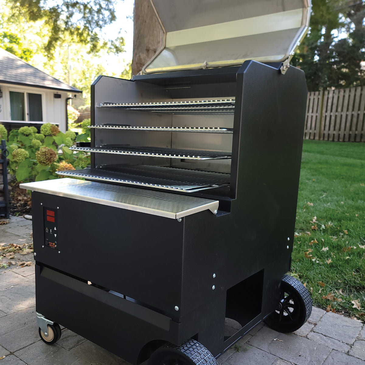 Myron Mixon BARQ Generation 3.0 2400 Pellet Grill, view 2